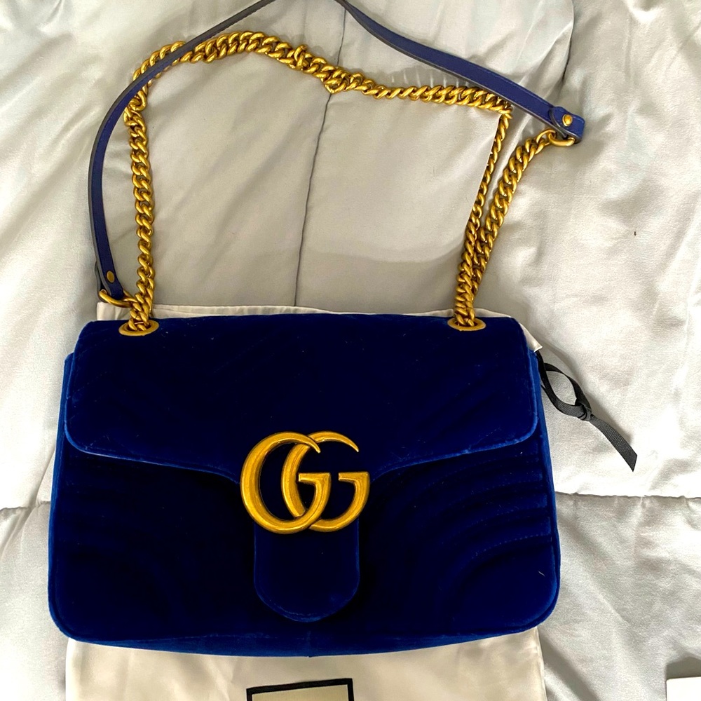 Medium Size Gucci Marmont